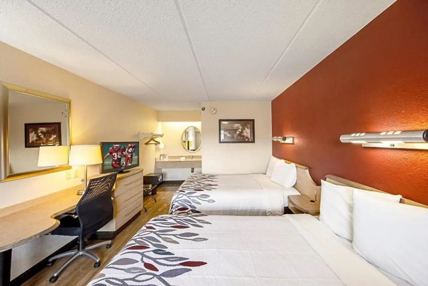 Red Roof Greensboro Airport ROOM_EXAMPLE