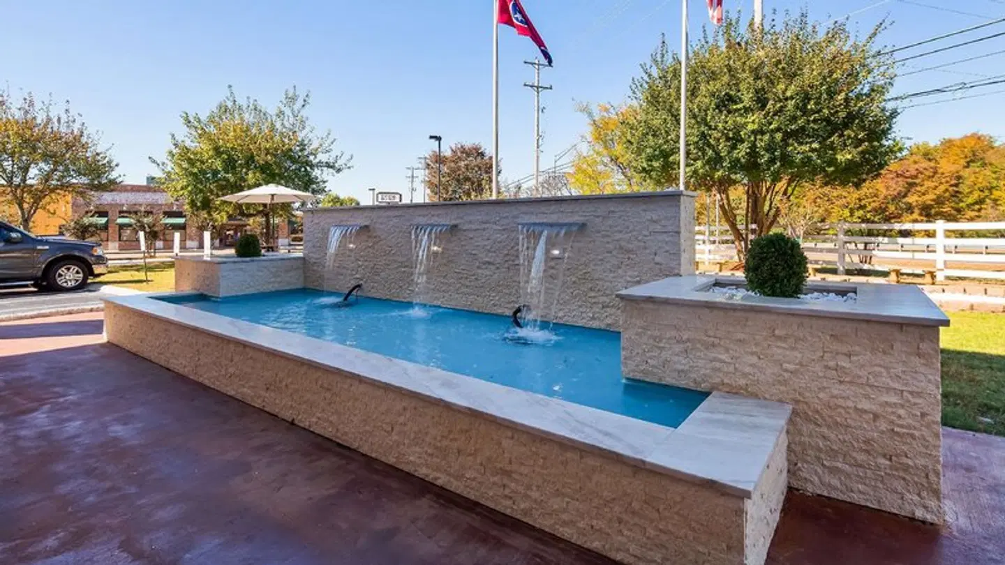 Best Western Galleria Inn & Suites Memphis OUTDOOR_POOL