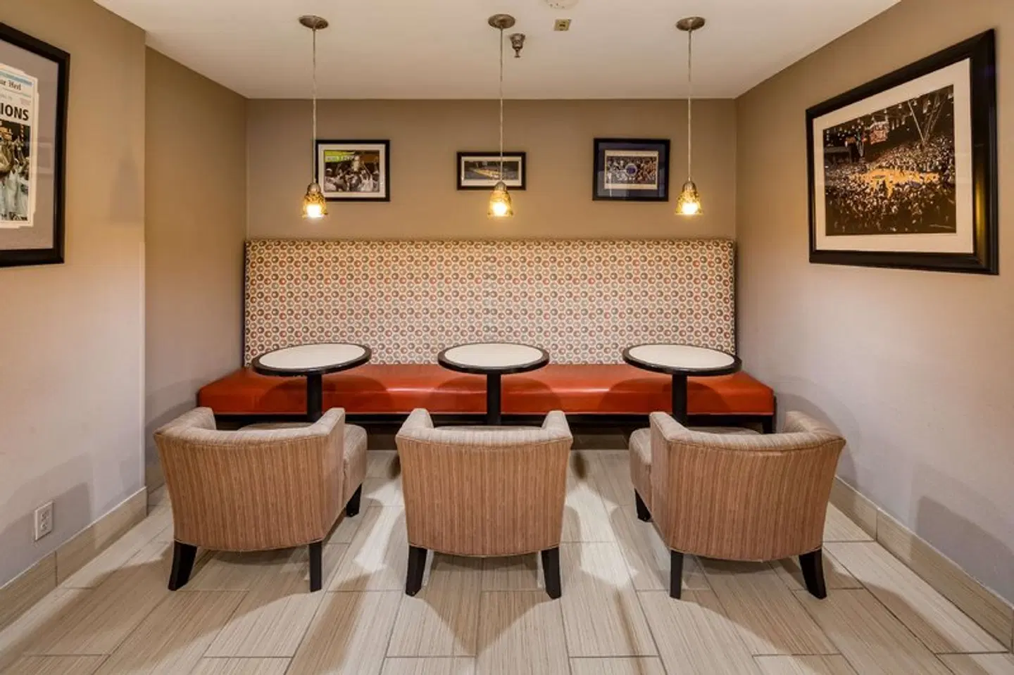Baymont Inn & Suites Durham LOUNGE_LOBBY