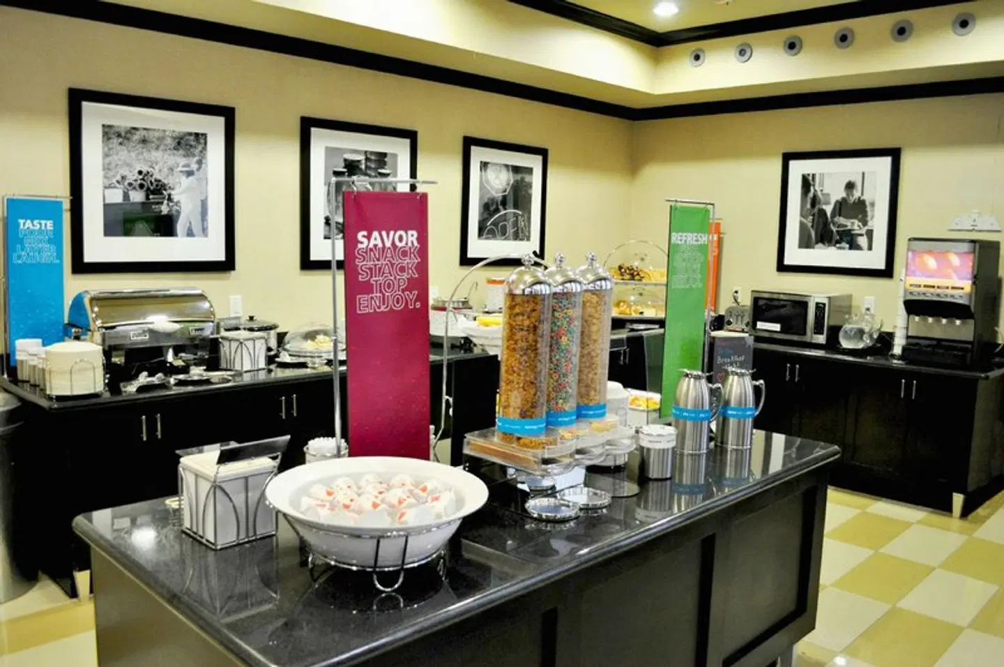 Hampton Inn & Suites Bay City Restaurant