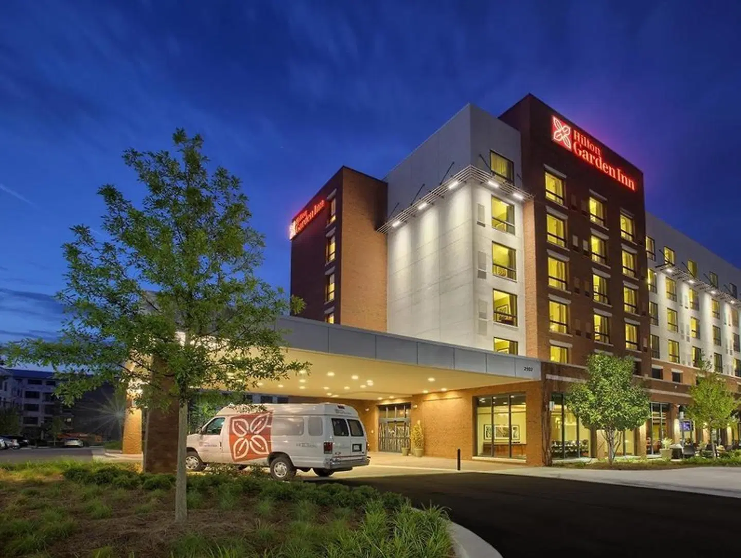 Hilton Garden Inn Durham-University Medical Center EXTERIOR