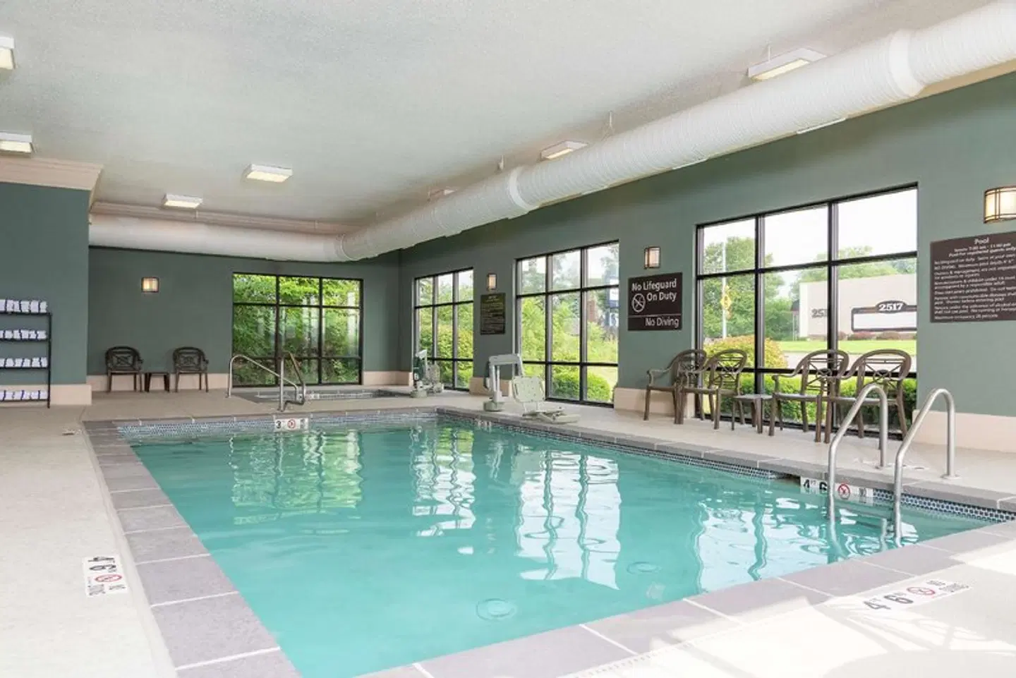Hampton Inn Warsaw Hallenbad