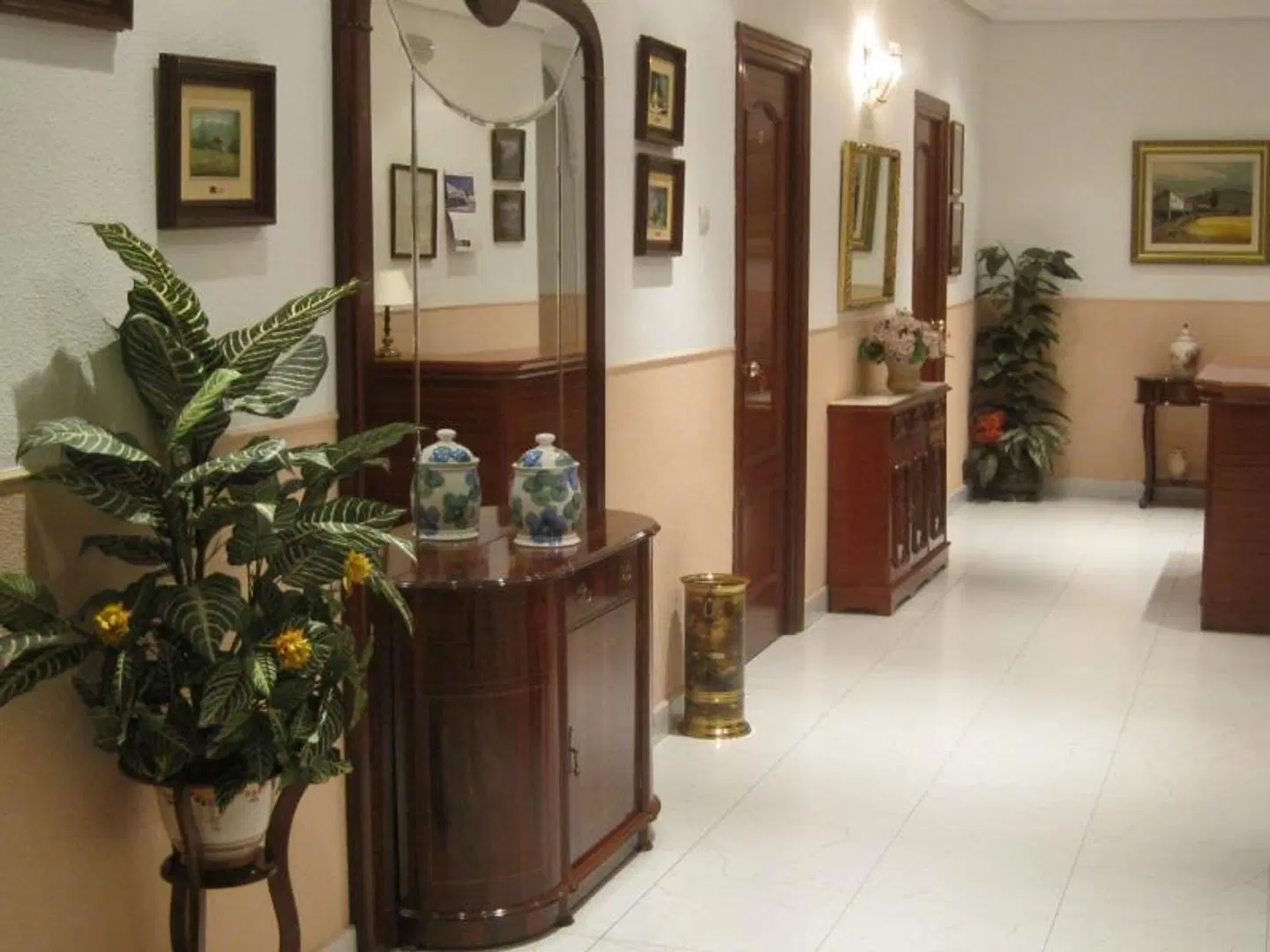 Hostal Gonzalo LOUNGE_LOBBY