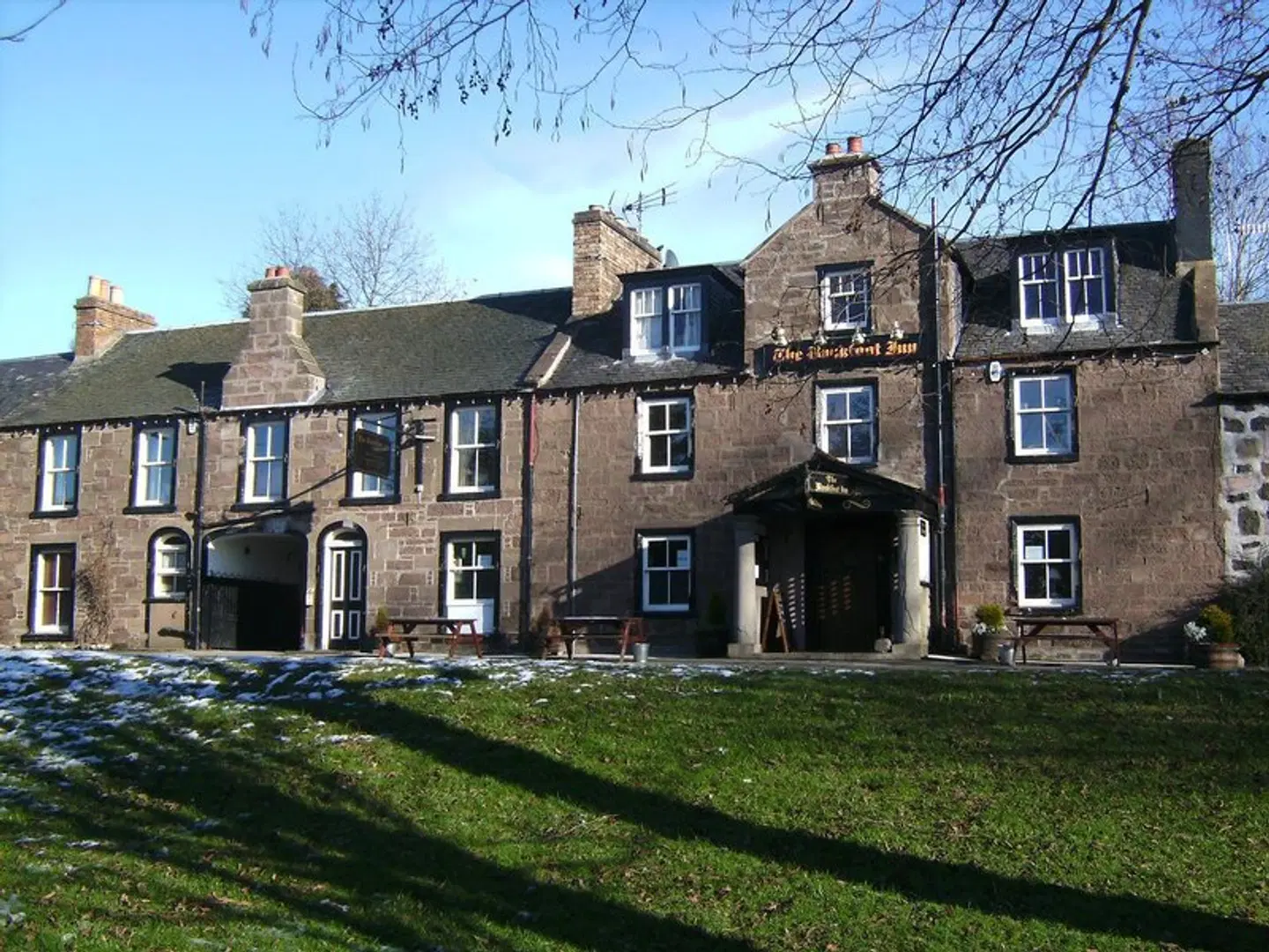 Bankfoot Inn EXTERIOR