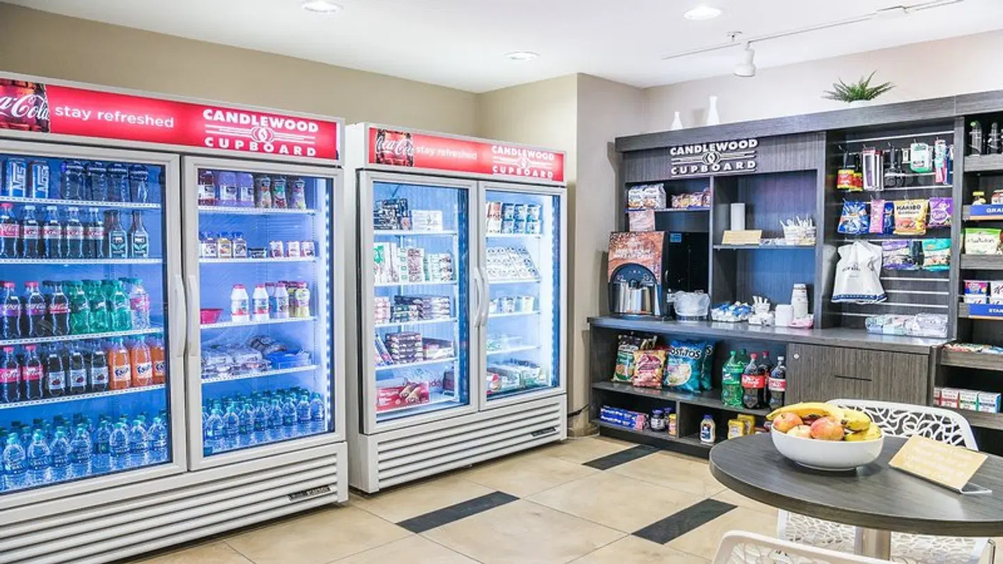 Candlewood Suites Bay City by IHG Bar