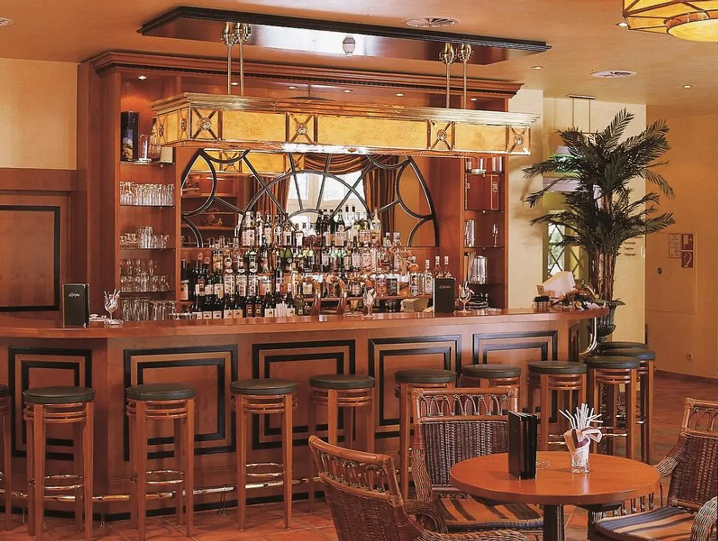 Best Western Wein-Und Parkhotel Nierstein Bar