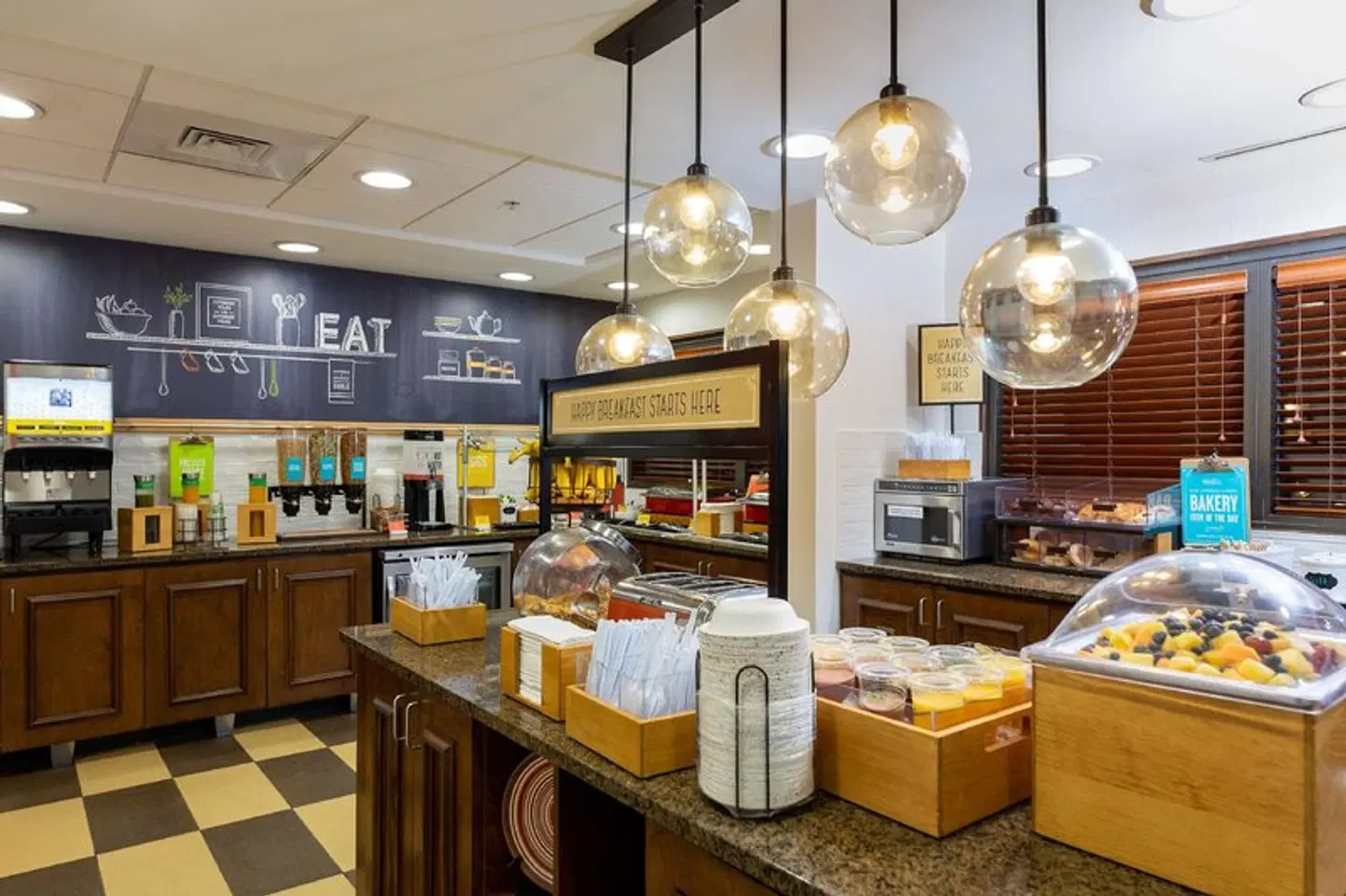 Hampton Inn I-40 Hanes Mall Restaurant