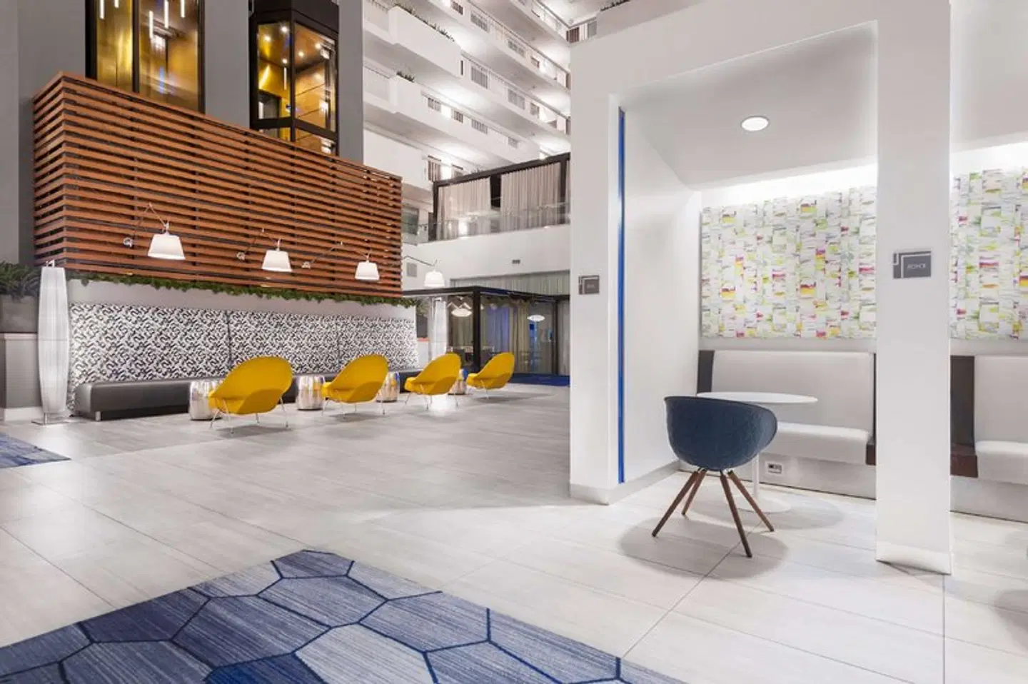 Embassy Suites by Hilton Raleigh Crabtree LOUNGE_LOBBY