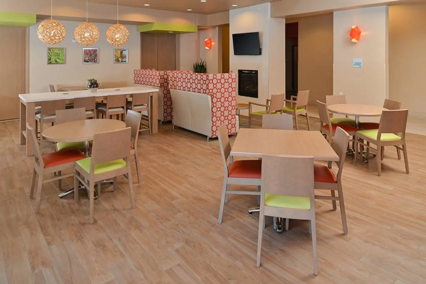 Holiday Inn Express Albuquerque N - Bernalillo by IHG Restaurant