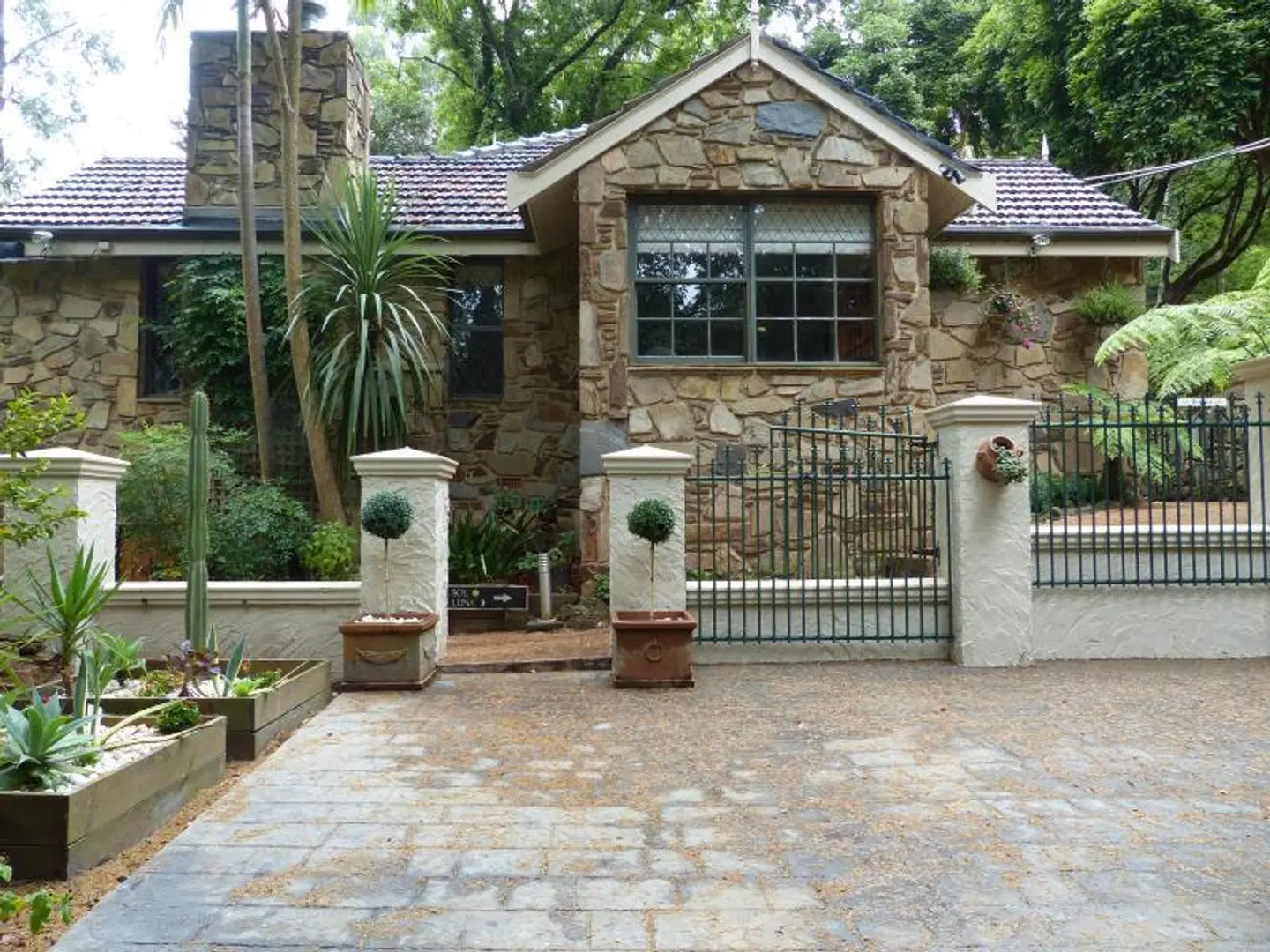 Aquila Nova Resort EXTERIOR