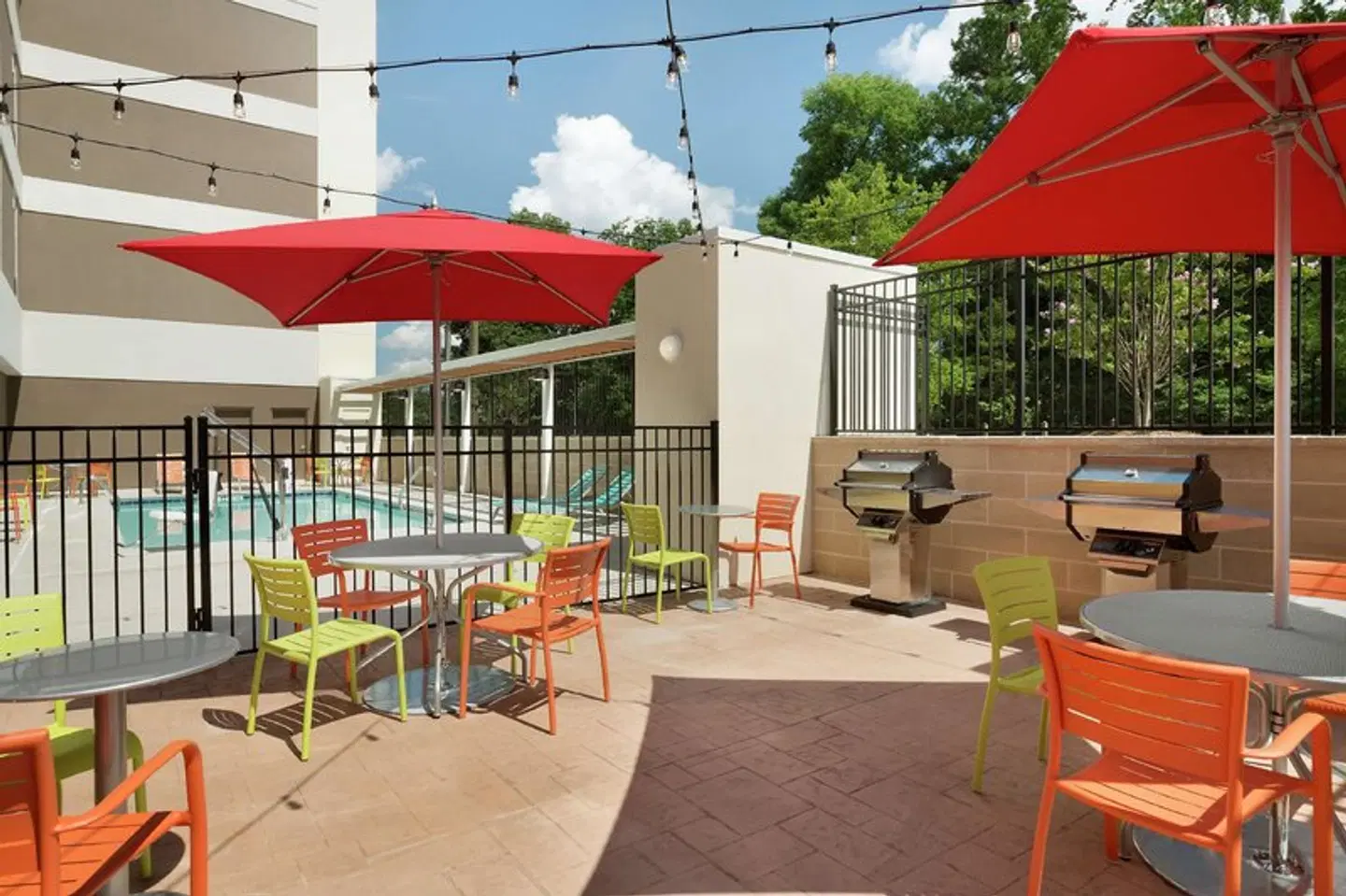 Home2 Suites by Hilton Durham Chapel Hill Terrasse