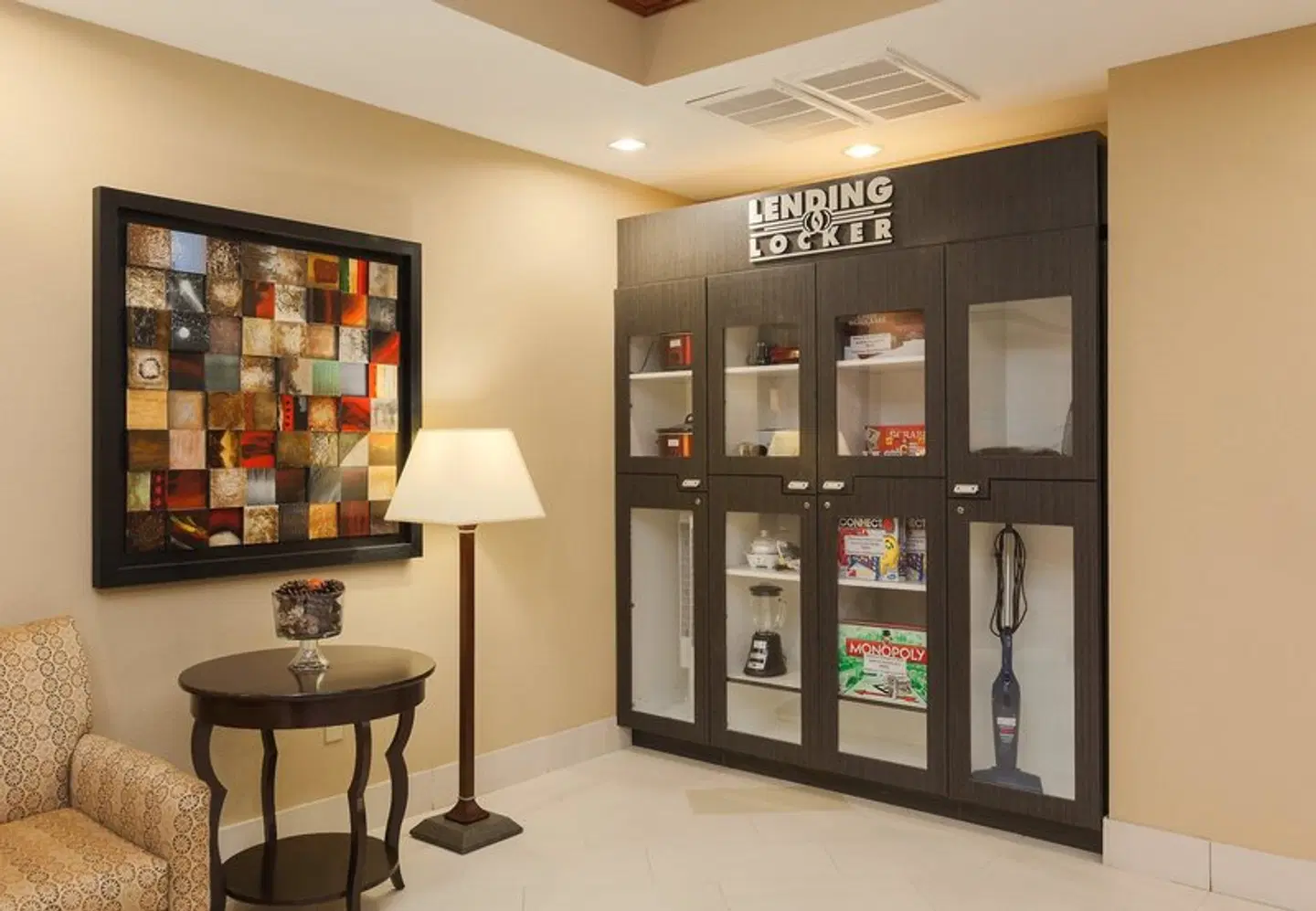 Candlewood Suites Houston I-10 East by IHG Bar