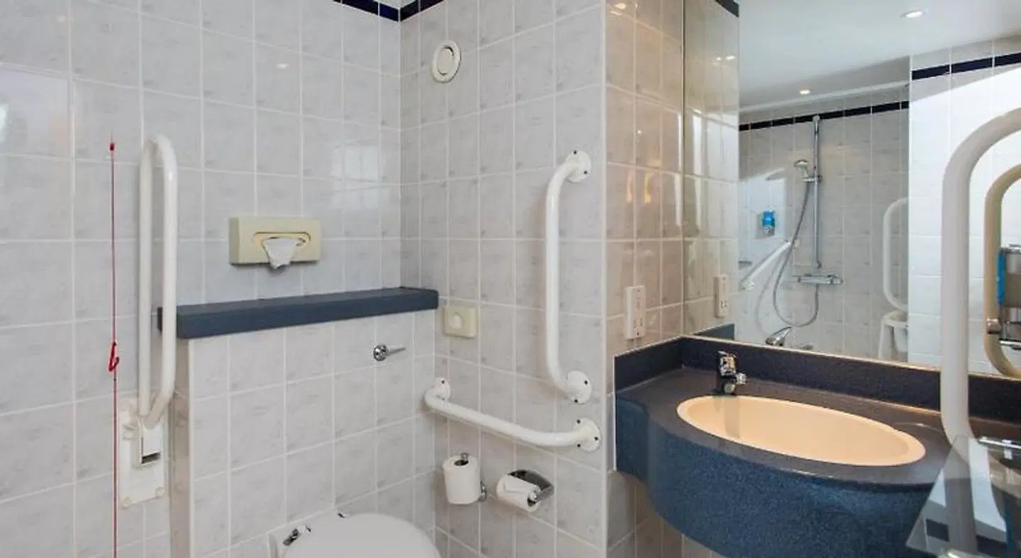 Holiday Inn Express Inverness Badezimmer