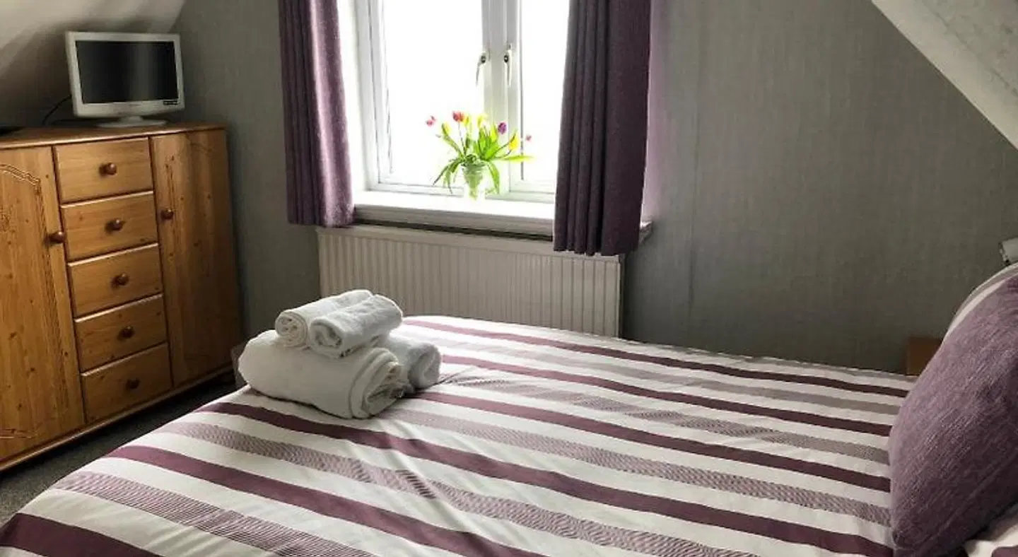 Borthalan Hotel ROOM_EXAMPLE