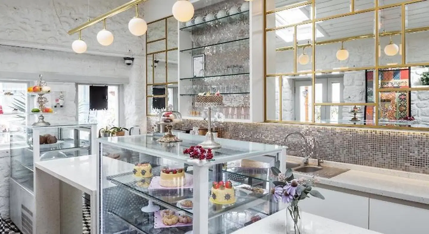 Delight Deluxe Hotel & Spa Restaurant
