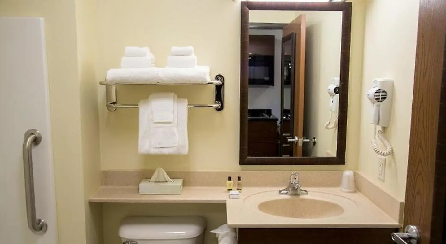 My Place Hotel-Amarillo West/Medical Center, TX Badezimmer