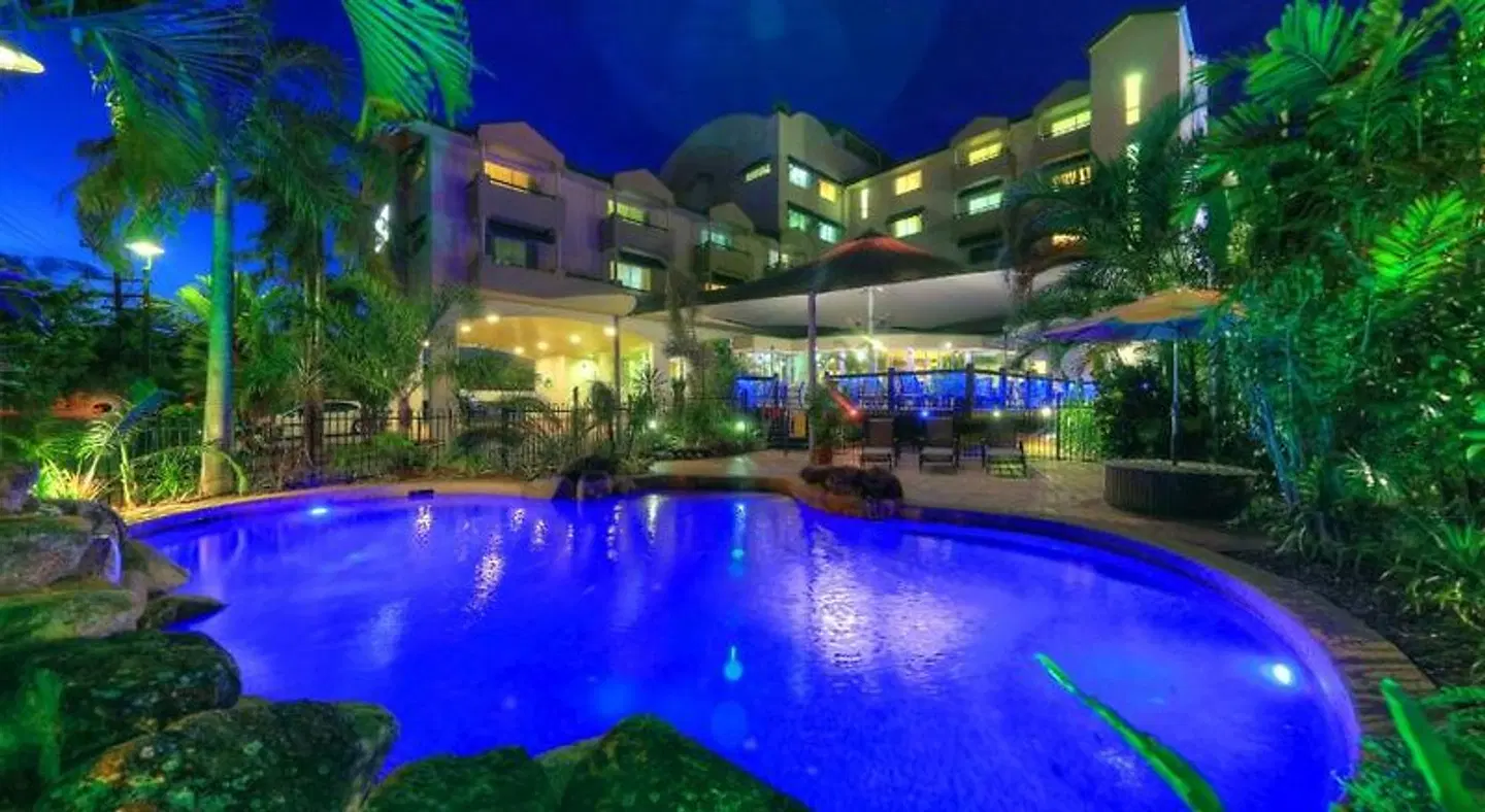 Cairns Sheridan Hotel EXTERIOR