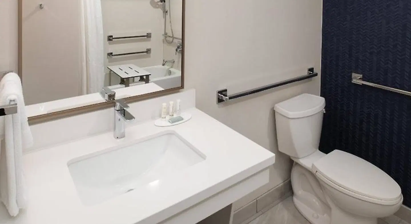Fairfield by Marriott Inn & Suites Spokane Downtown Badezimmer
