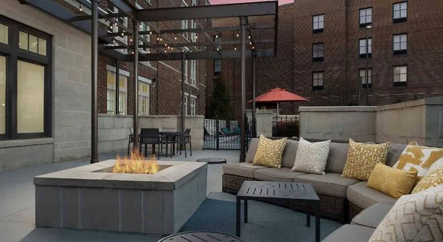 SpringHill Suites by Marriott Huntsville West/Research Park Terrasse