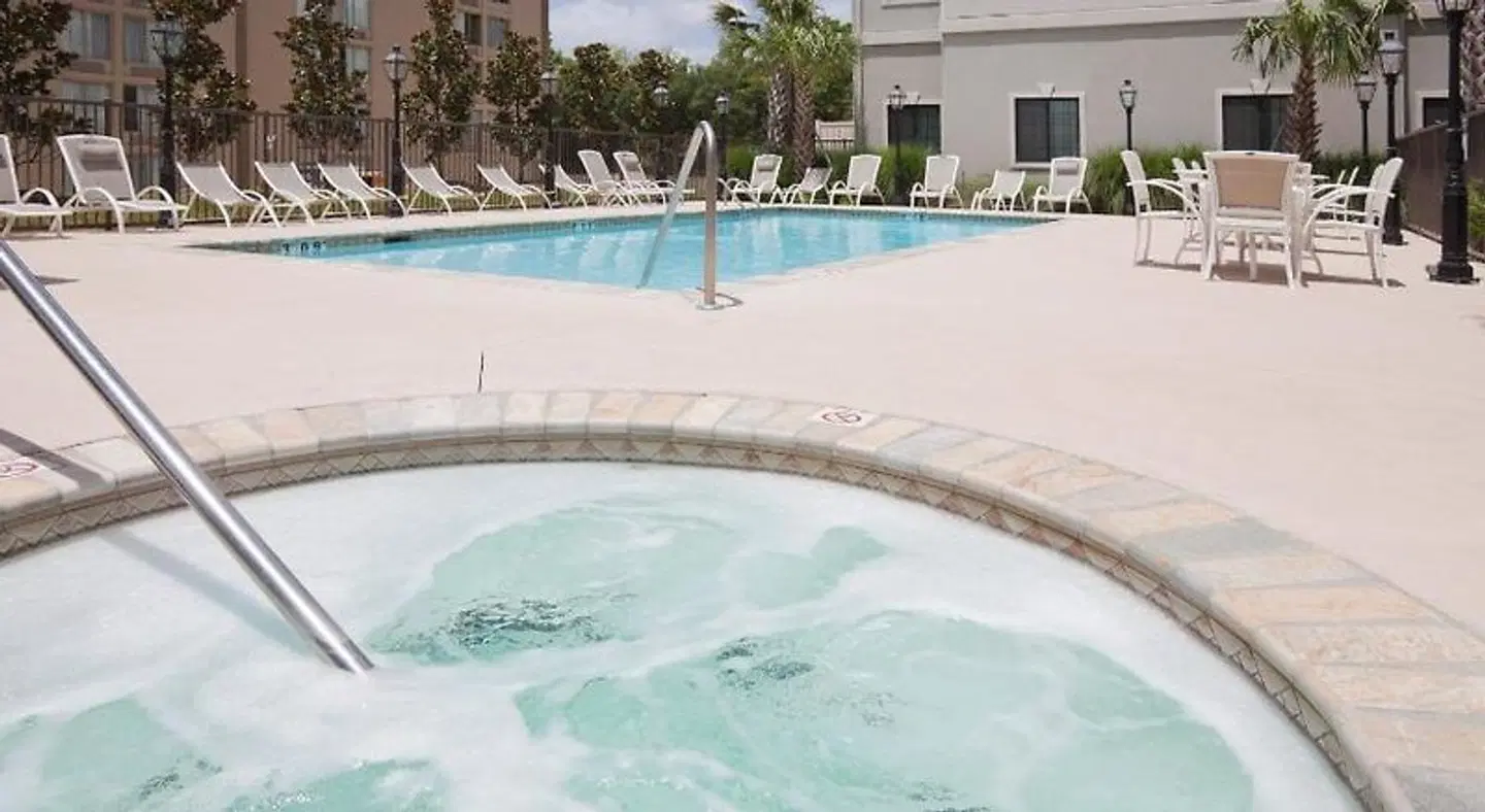Staybridge Suites Lafayette-Airport by IHG OUTDOOR_POOL