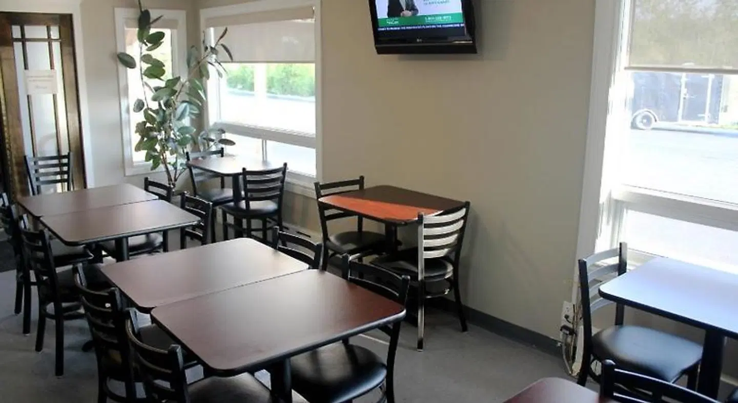 Moonlight Inn & Suites ROOM_EXAMPLE