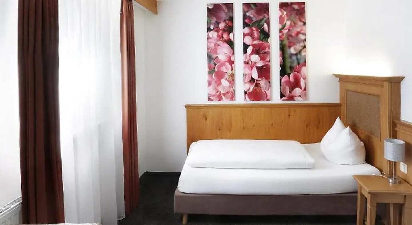 Himmel ROOM_EXAMPLE