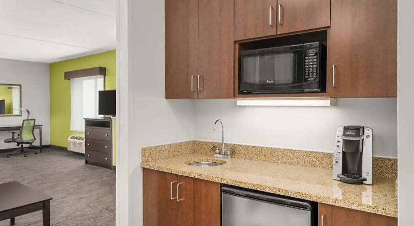 Holiday Inn Express & Suites Wilmington-Newark by IHG Badezimmer