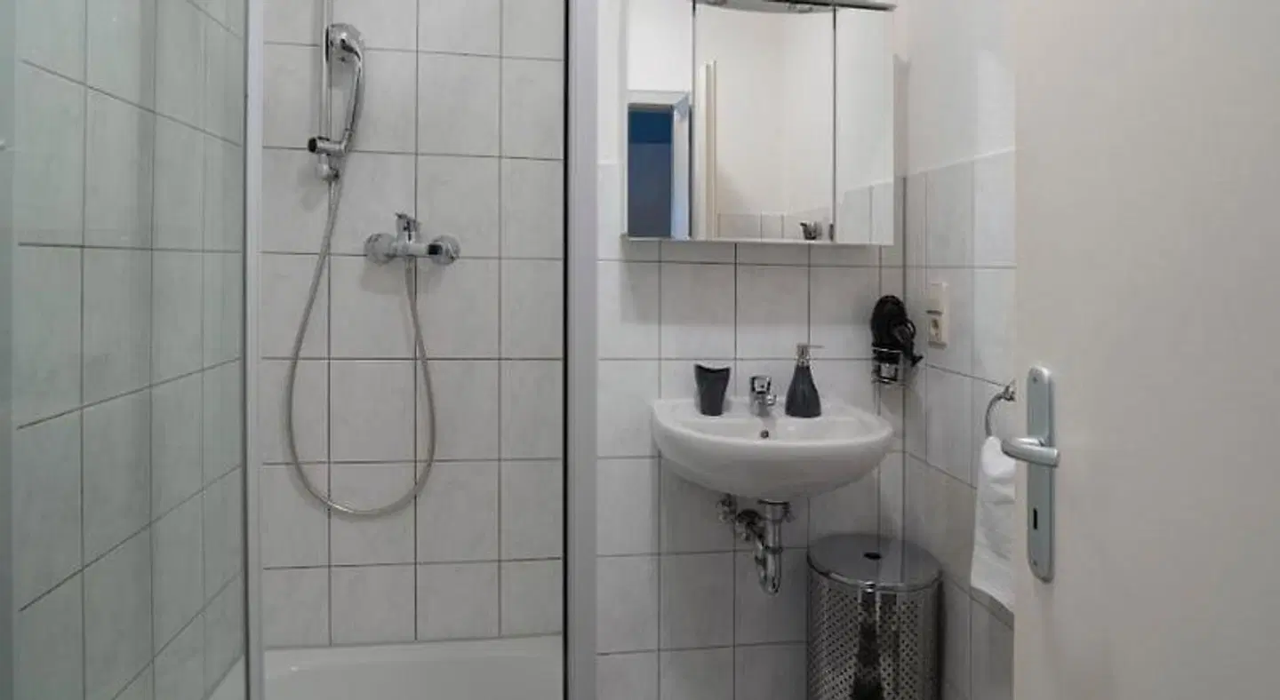Pension Donau-Grill Badezimmer