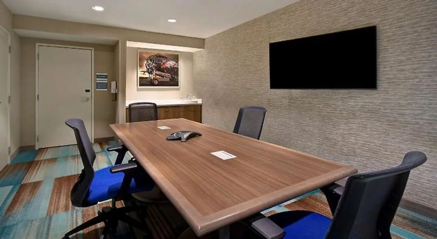 Home2 Suites by Hilton Wichita Downtown Delano ROOM_EXAMPLE