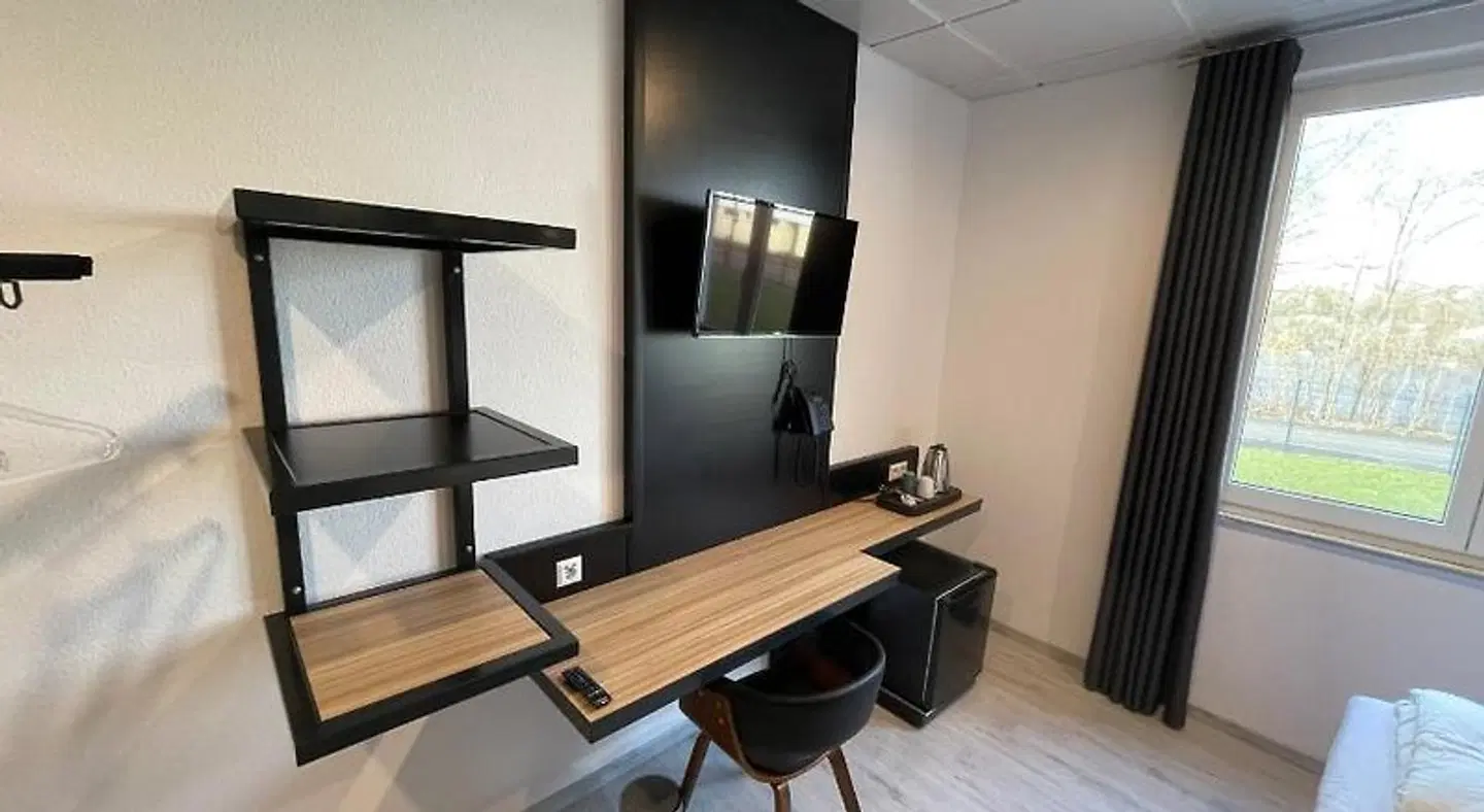 Yebs Hotel ROOM_EXAMPLE