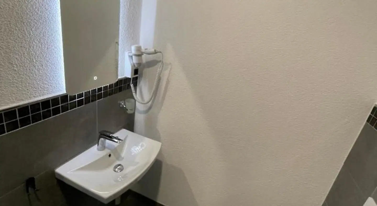 Yebs Hotel Badezimmer