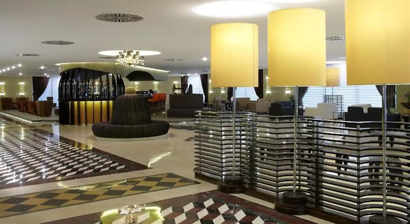 Istanbul Gonen Hotel Lobby
