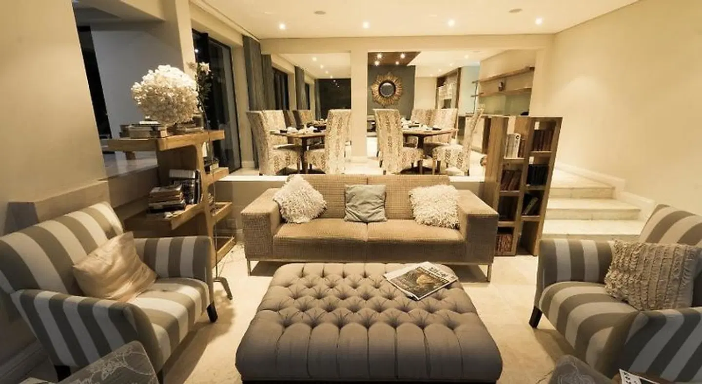 Isango Gate LOUNGE_LOBBY