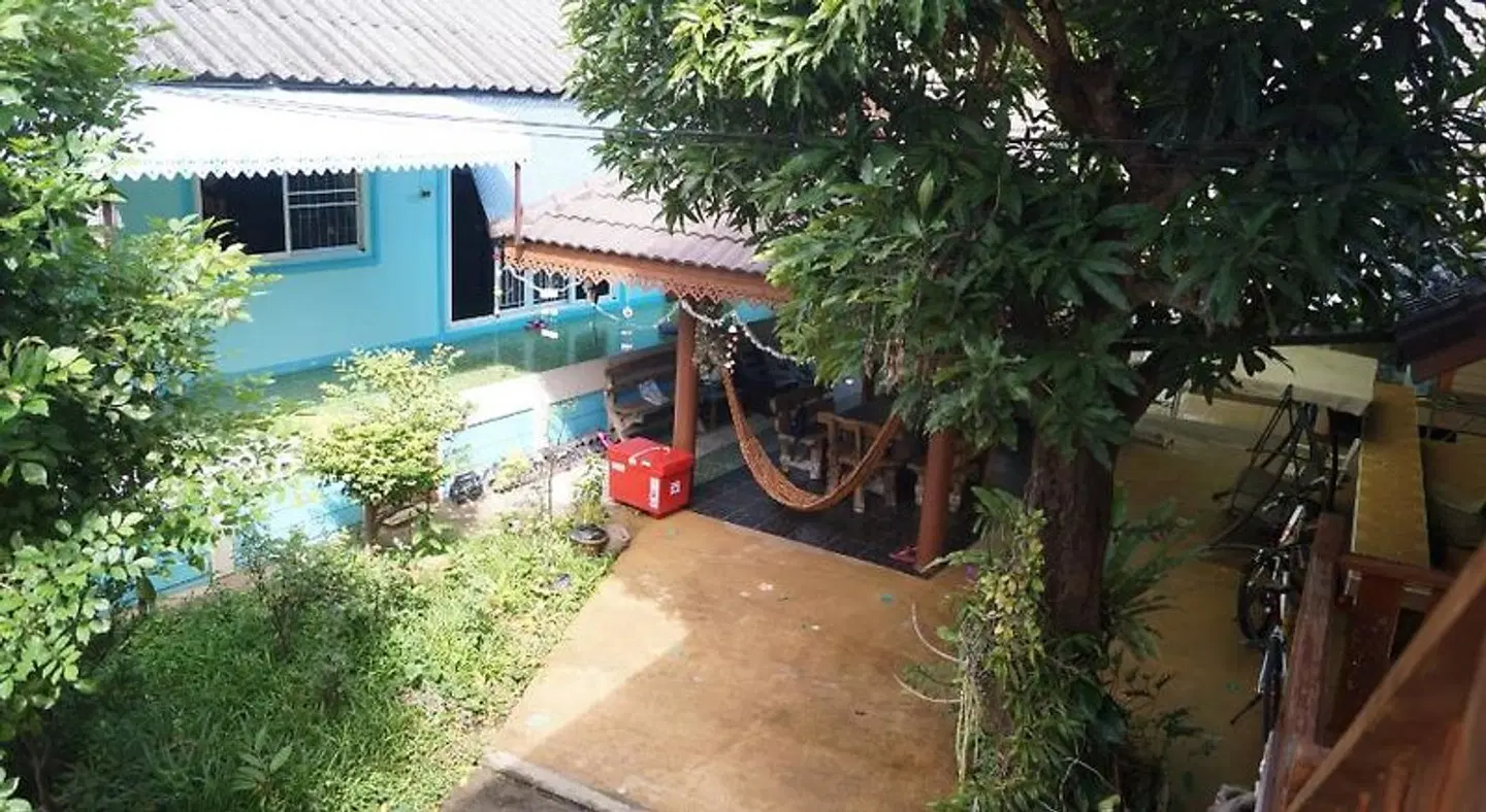 Three Moons Homestay Terrasse