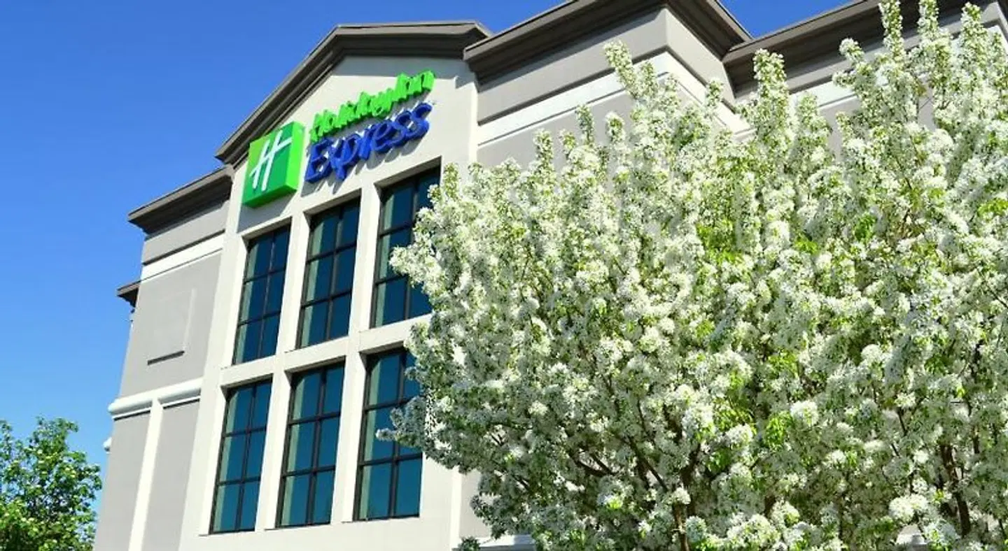 Holiday Inn Express & Suites Bozeman West by IHG EXTERIOR