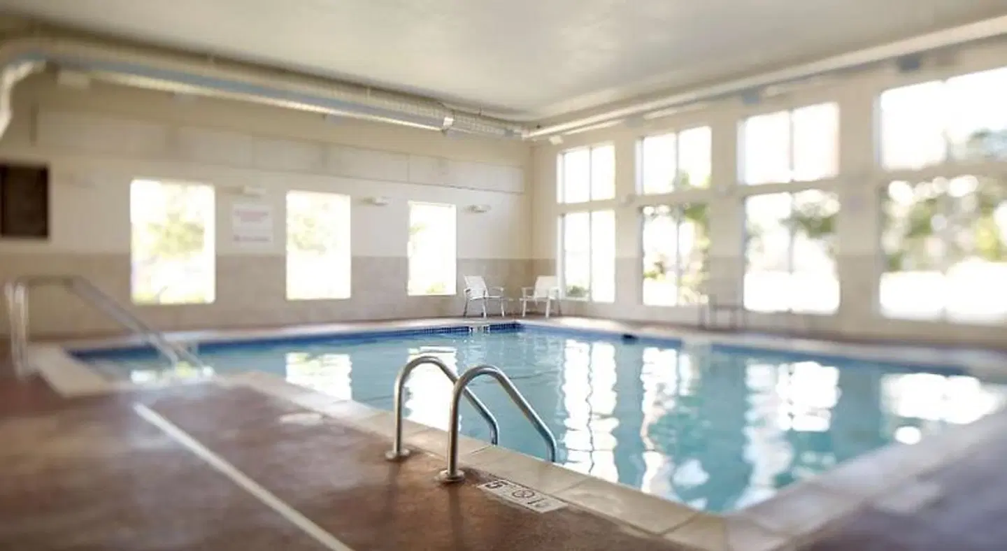Hyatt Place Lubbock Hallenbad