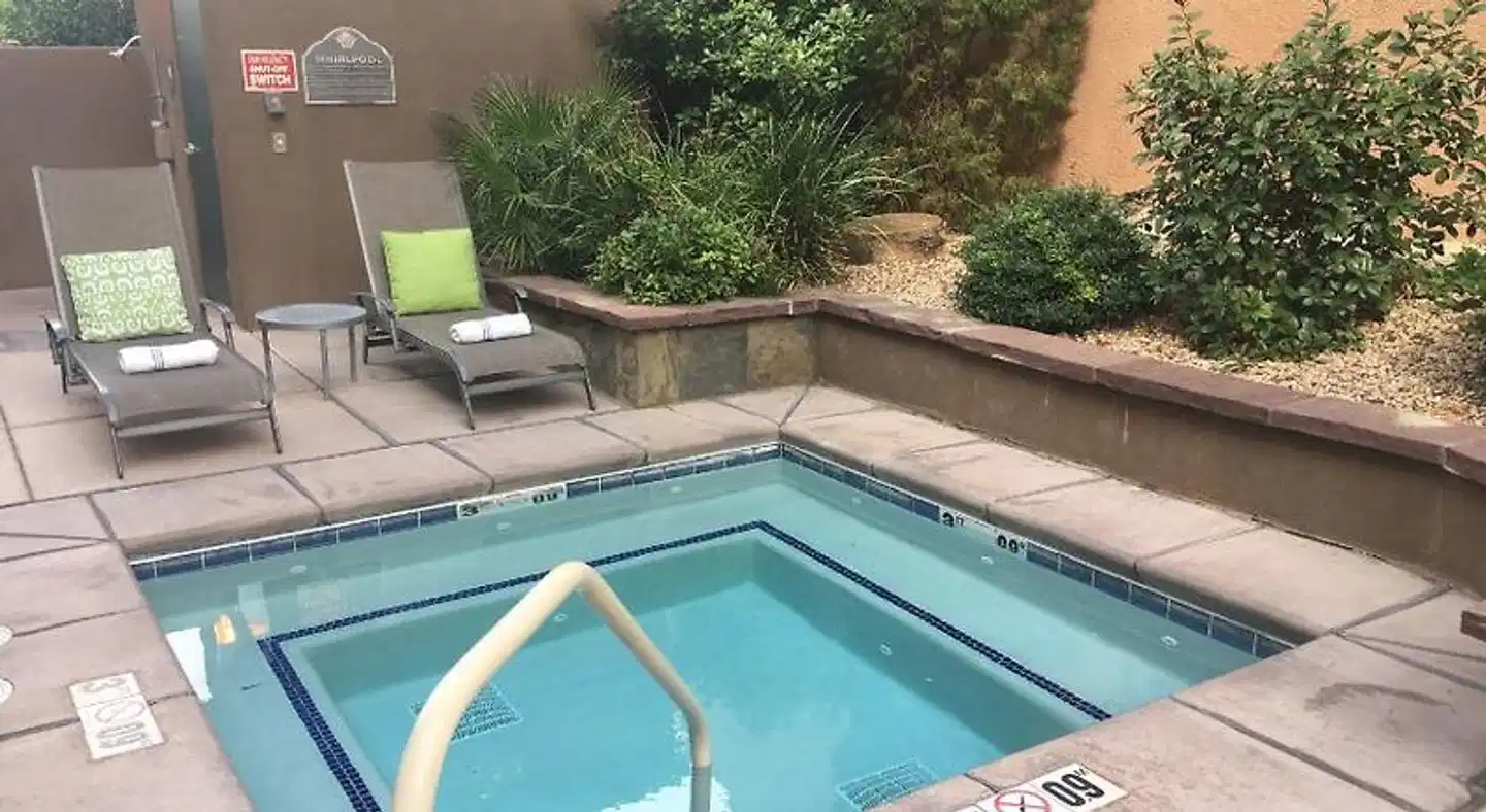 Wingate by Wyndham St. George Pool