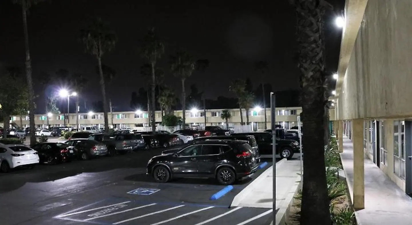 Valli Hi Motel SPORTS_AND_LEISURE