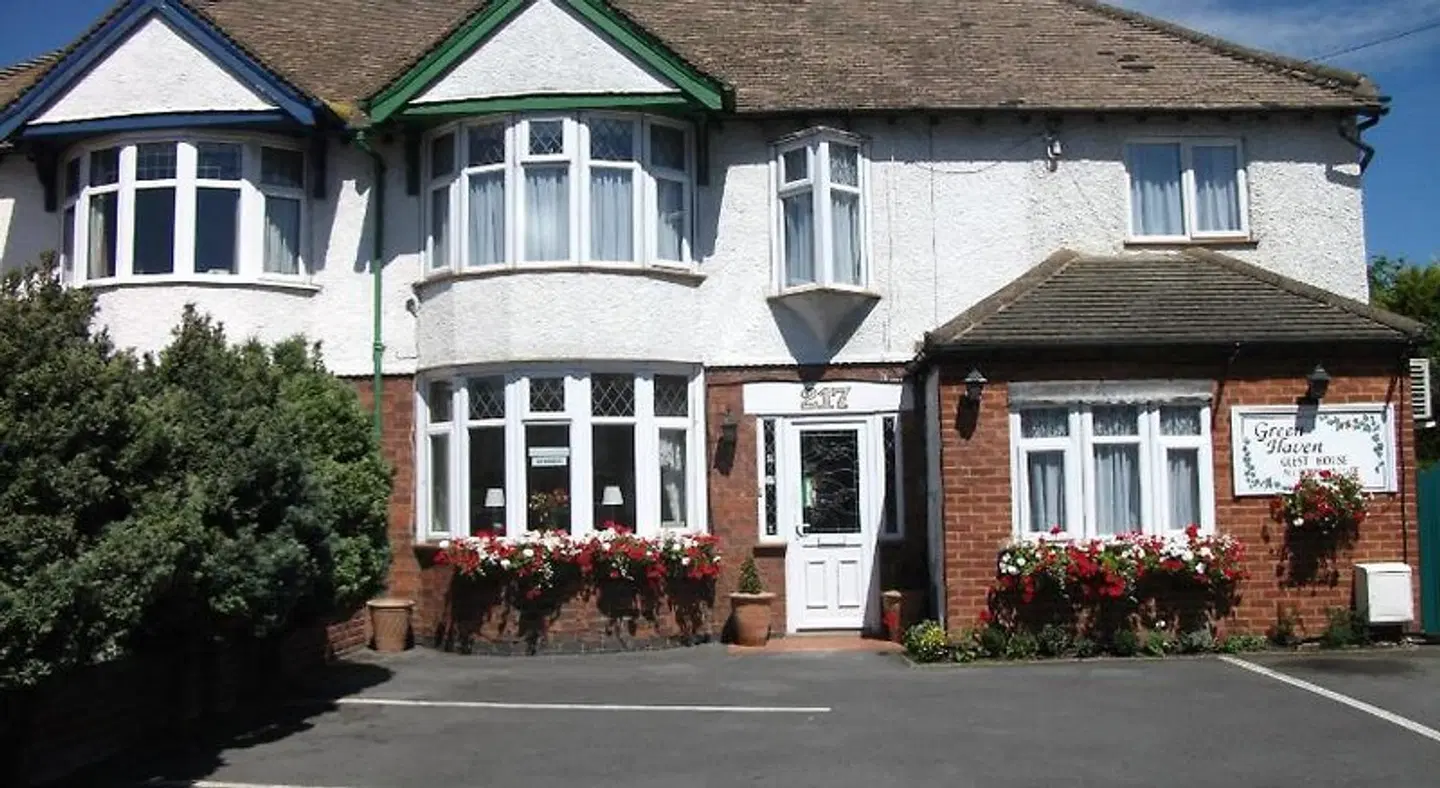 Green Haven Guest House EXTERIOR