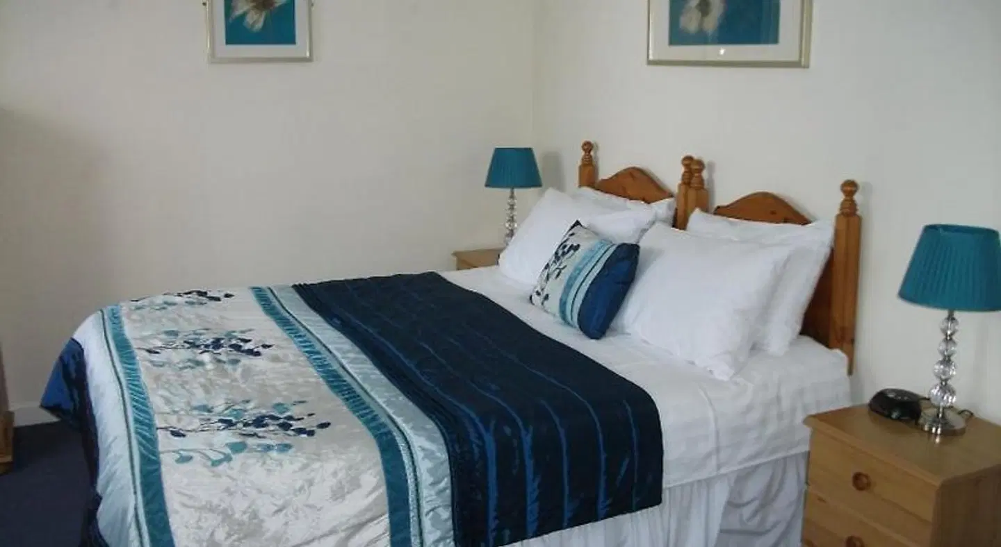 Green Haven Guest House ROOM_EXAMPLE