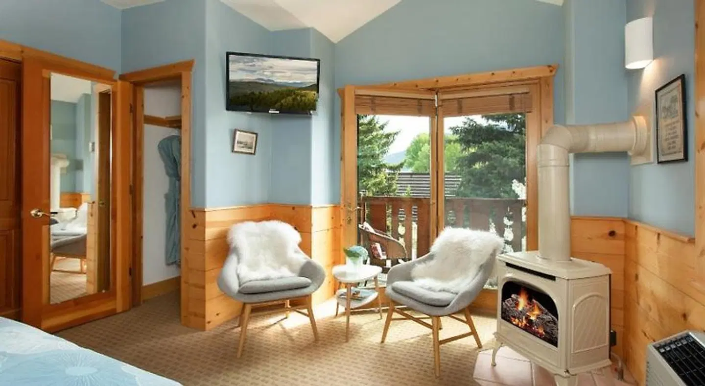 The Alpine House ROOM_EXAMPLE