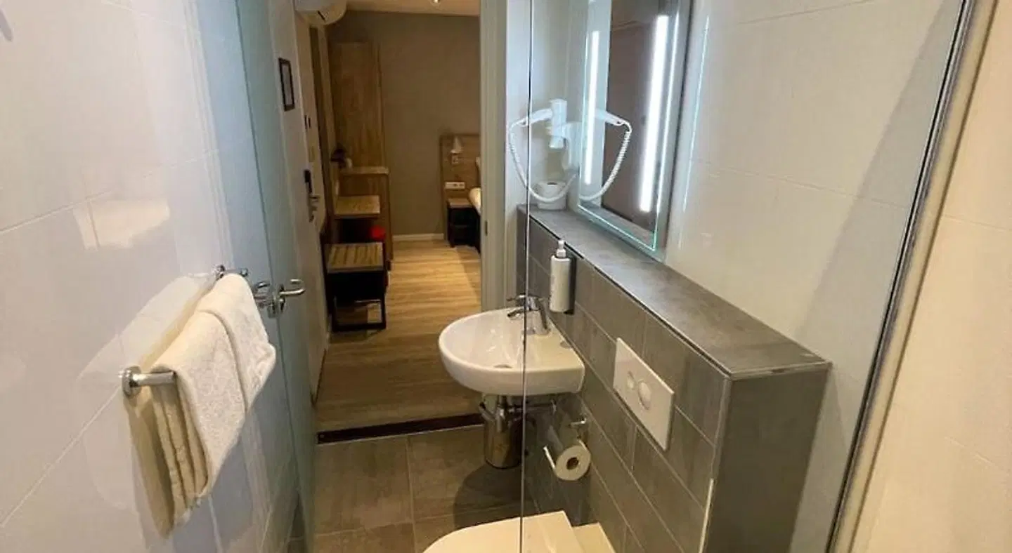 Hotel Joy Badezimmer