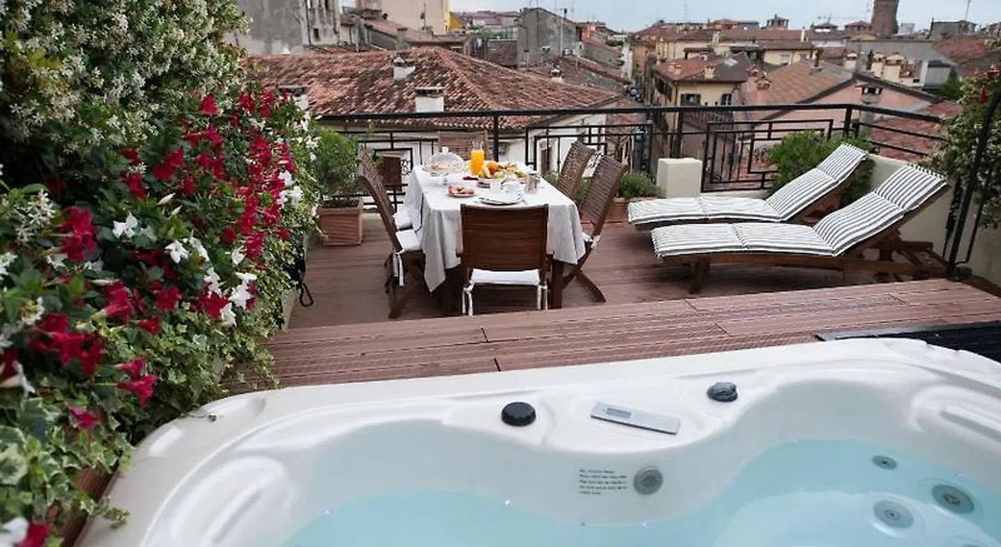 Bologna HEALTH_BEAUTY