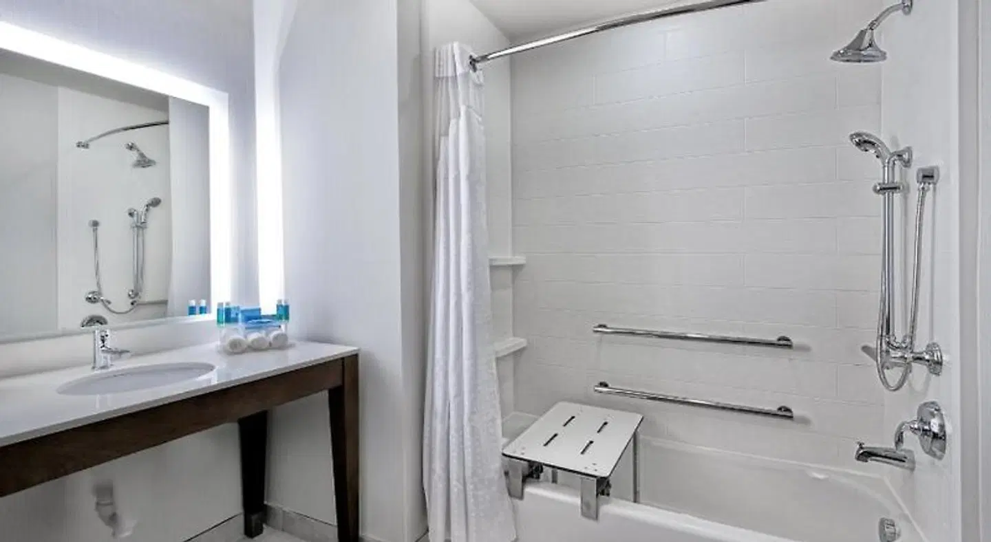 Holiday Inn Express & Suites Round Rock - Austin N by IHG Badezimmer