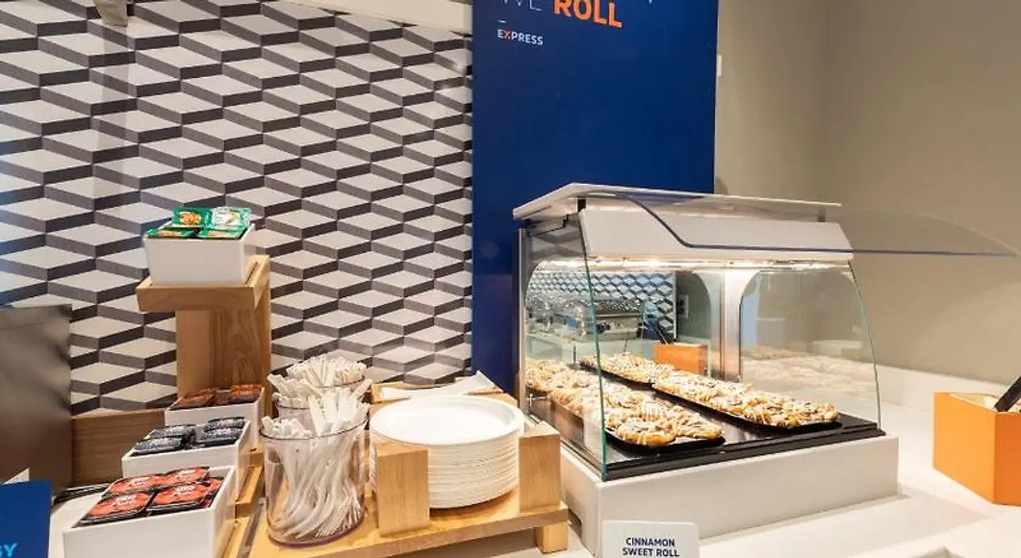 Holiday Inn Express Tyler South University Area by IHG Restaurant