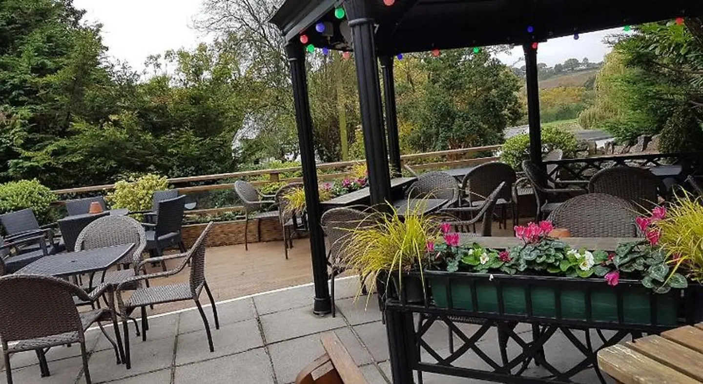 The Old Barn Inn Terrasse