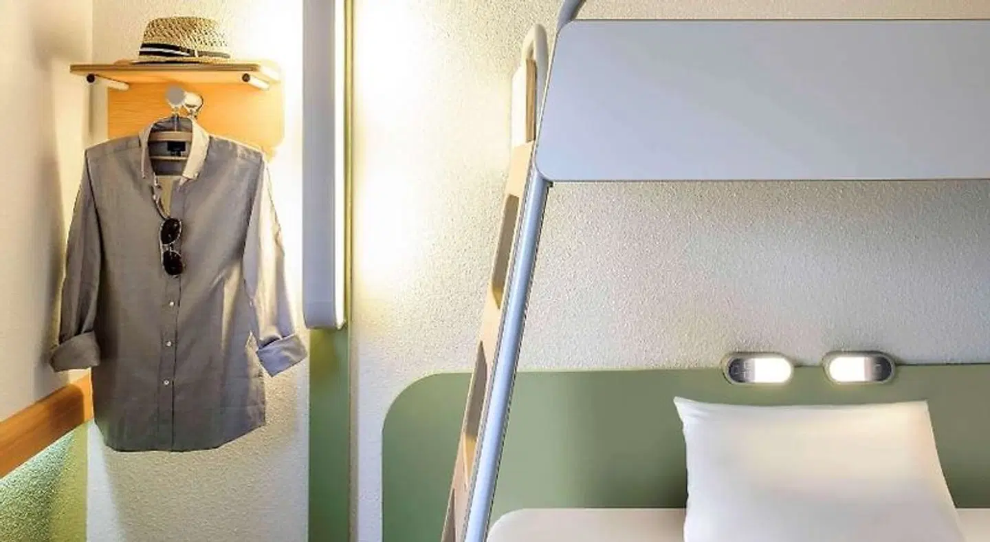 ibis budget Givet Badezimmer