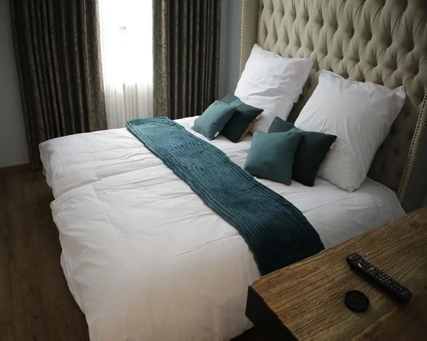 Z&B Hotel ROOM_EXAMPLE