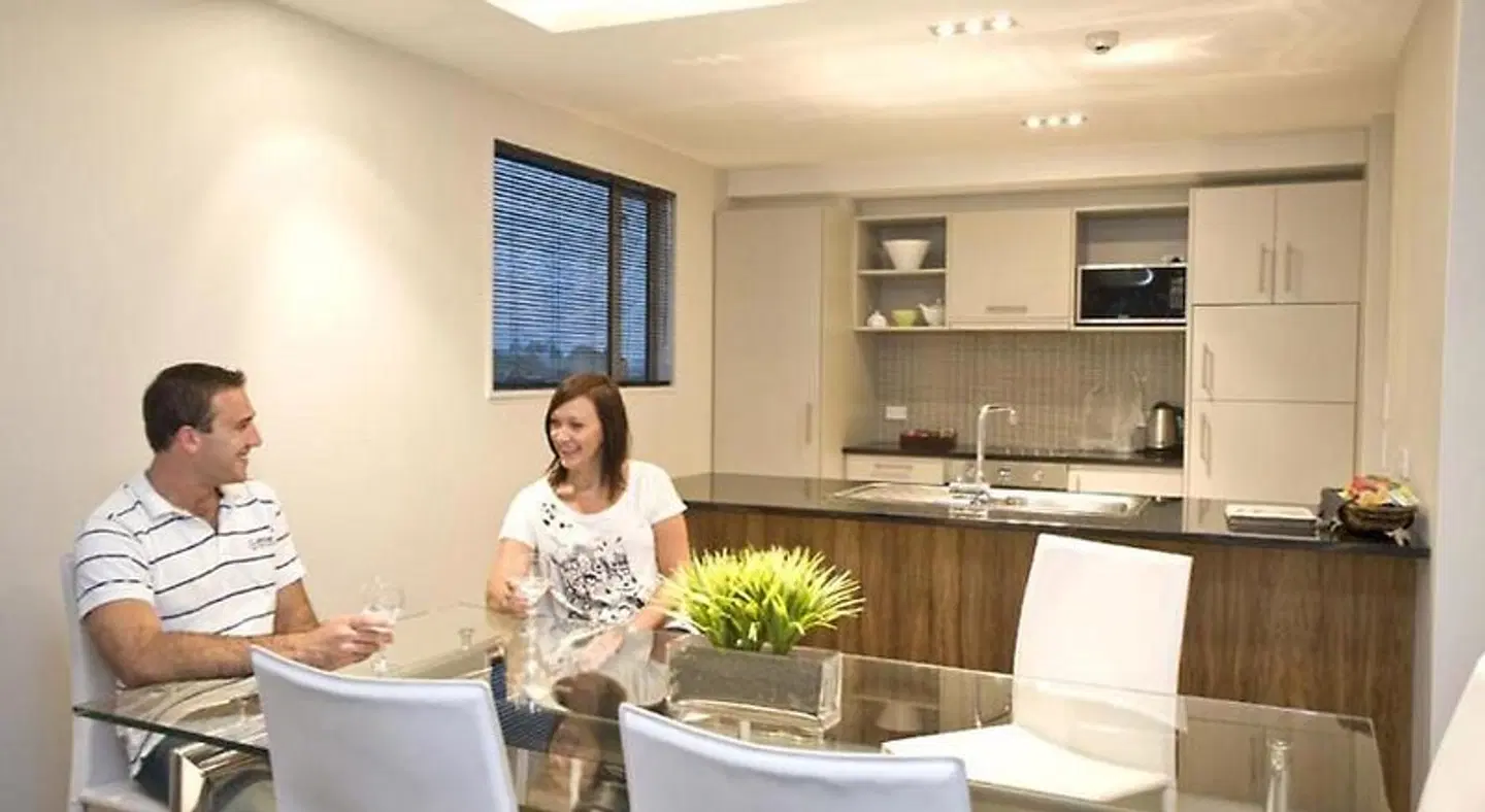 Focus Motel & Executive Suites Bar
