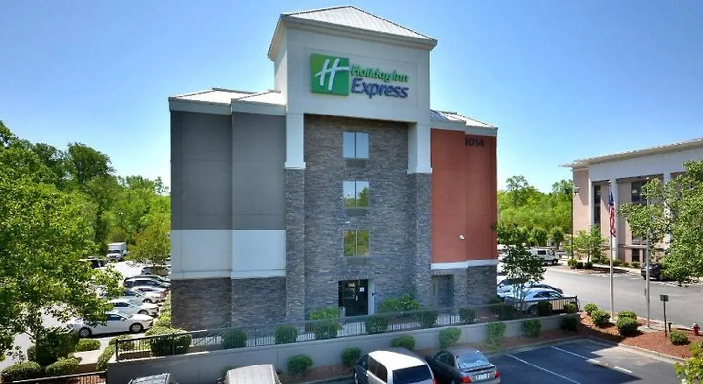 Holiday Inn Express Raleigh-Durham Airport by IHG EXTERIOR